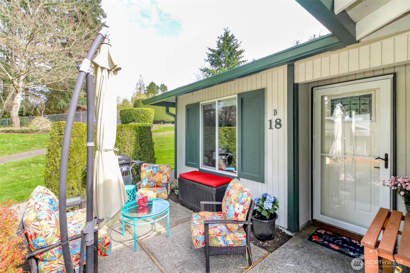 527 S 323rd Place #18B, Federal Way, WA 98003