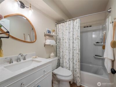 8745 Greenwood Avenue N #311, Seattle, WA 98103 - Photo 12