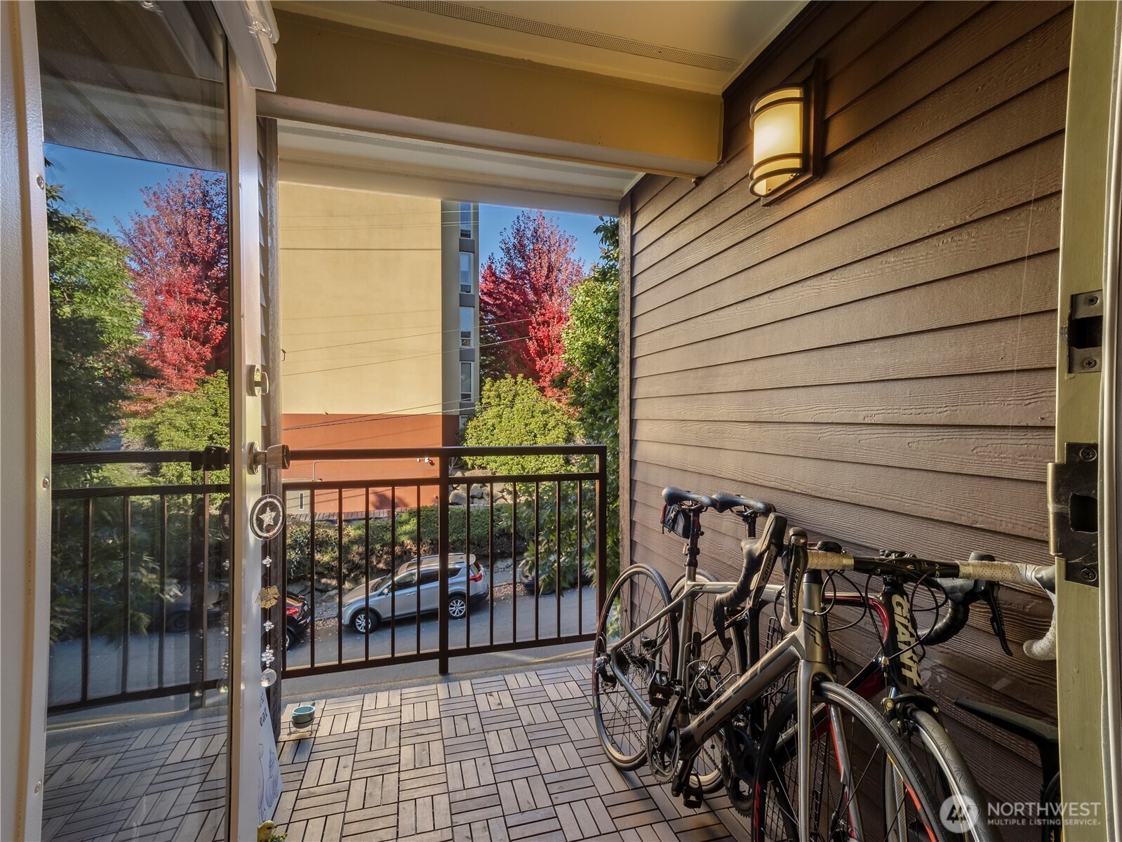 8745 Greenwood Avenue N #311, Seattle, WA 98103