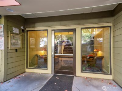 8745 Greenwood Avenue N #311, Seattle, WA 98103 - Photo 20