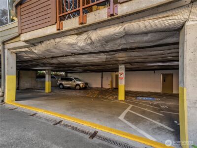 8745 Greenwood Avenue N #311, Seattle, WA 98103 - Photo 29