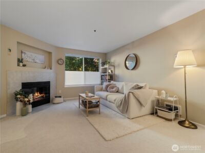 8745 Greenwood Avenue N #311, Seattle, WA 98103 - Photo 3