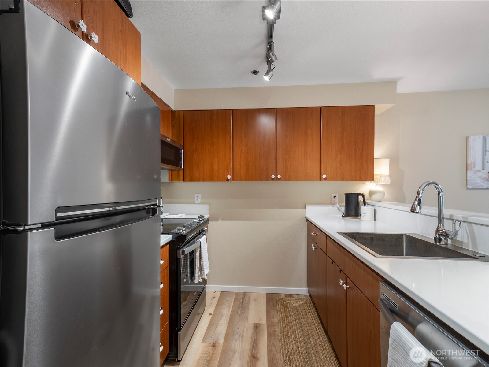 8745 Greenwood Avenue N #311, Seattle, WA 98103