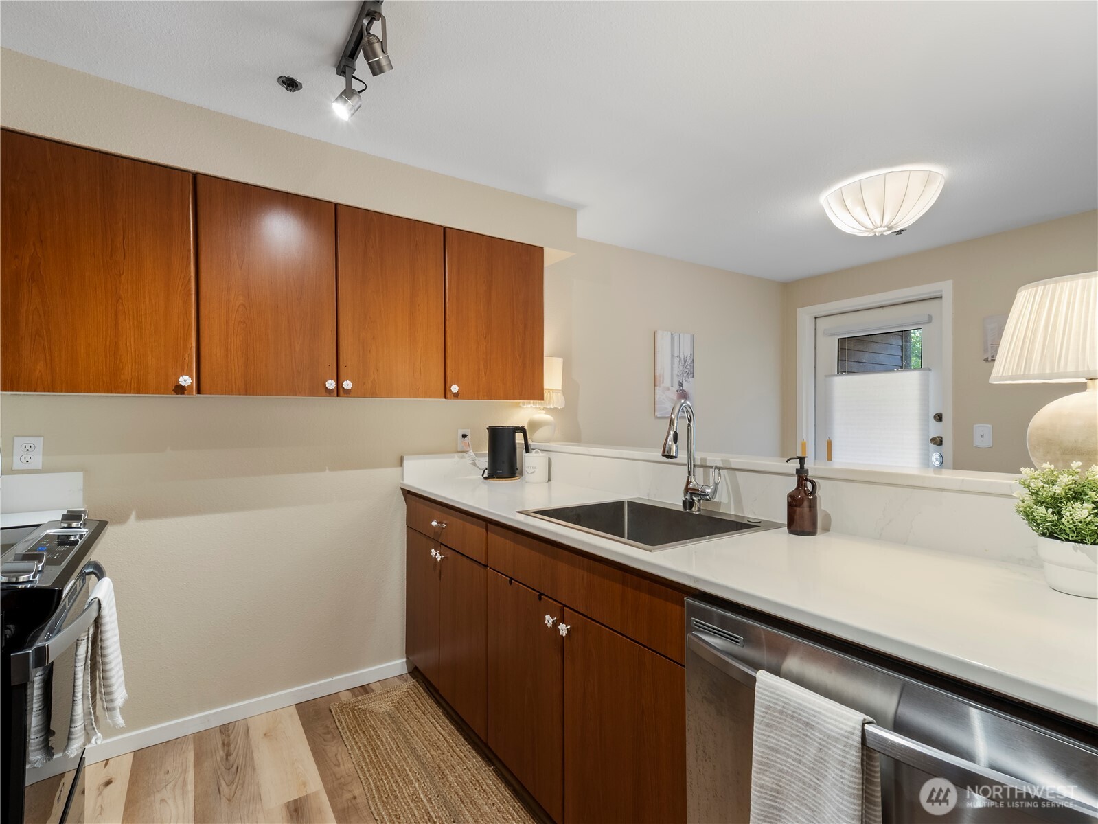 8745 Greenwood Avenue N #311, Seattle, WA 98103