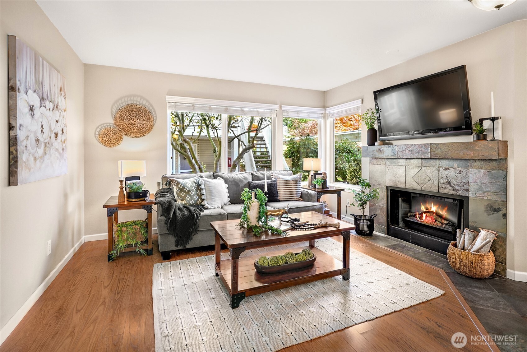 9210 Market Place #D104, Lake Stevens, WA 98258