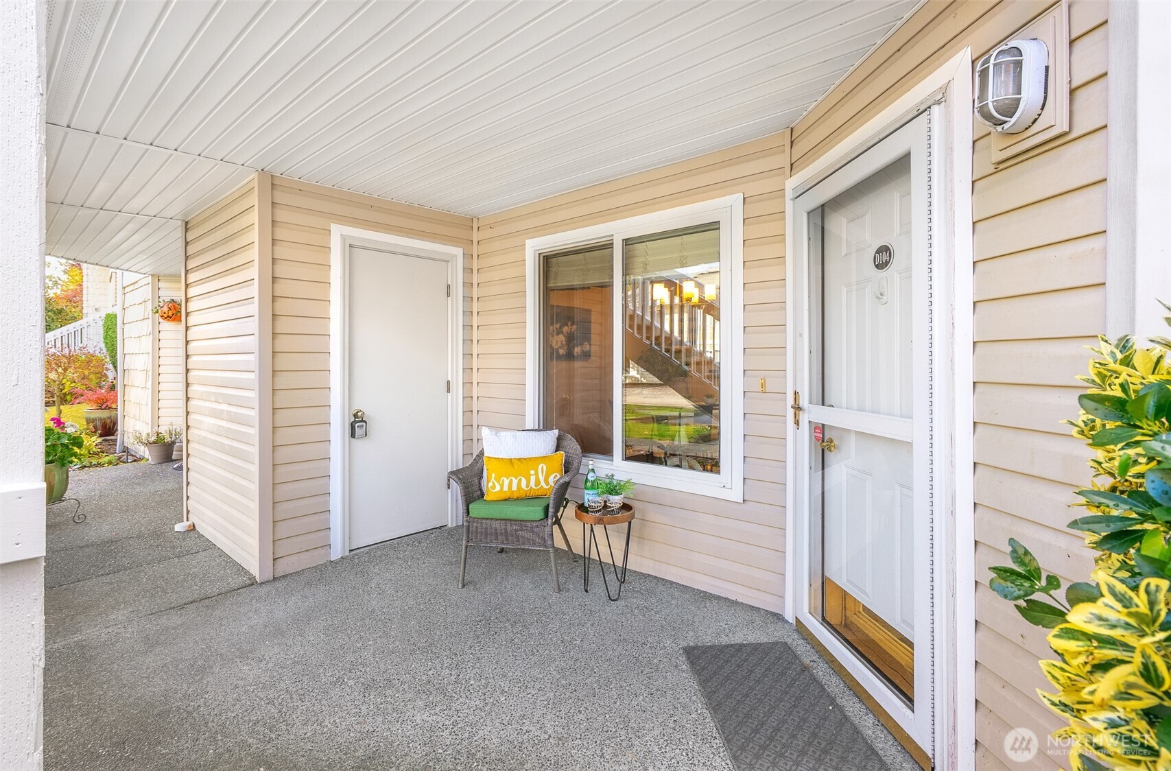 9210 Market Place #D104, Lake Stevens, WA 98258