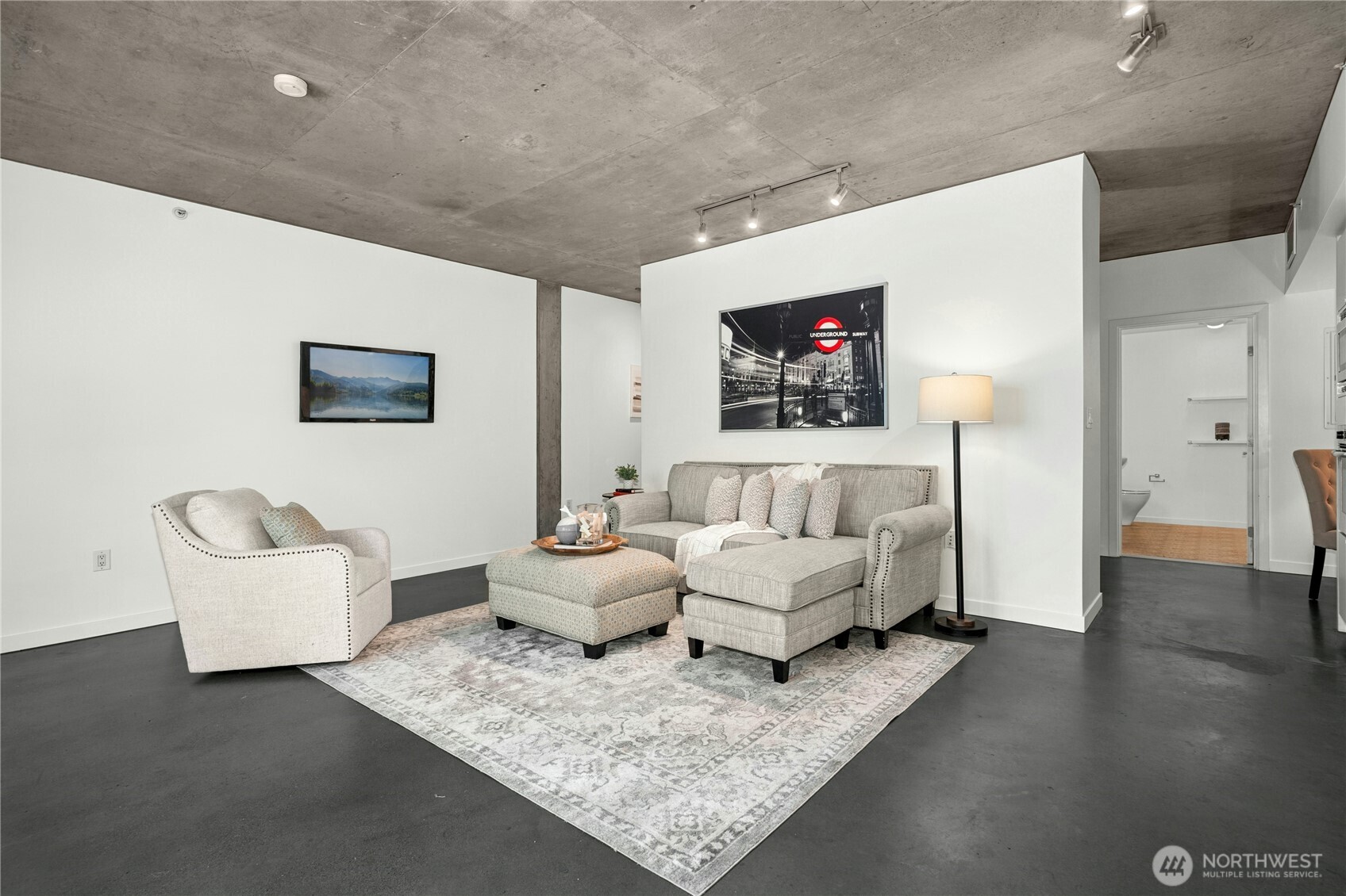 501 Roy Street #F239, Seattle, WA 98109