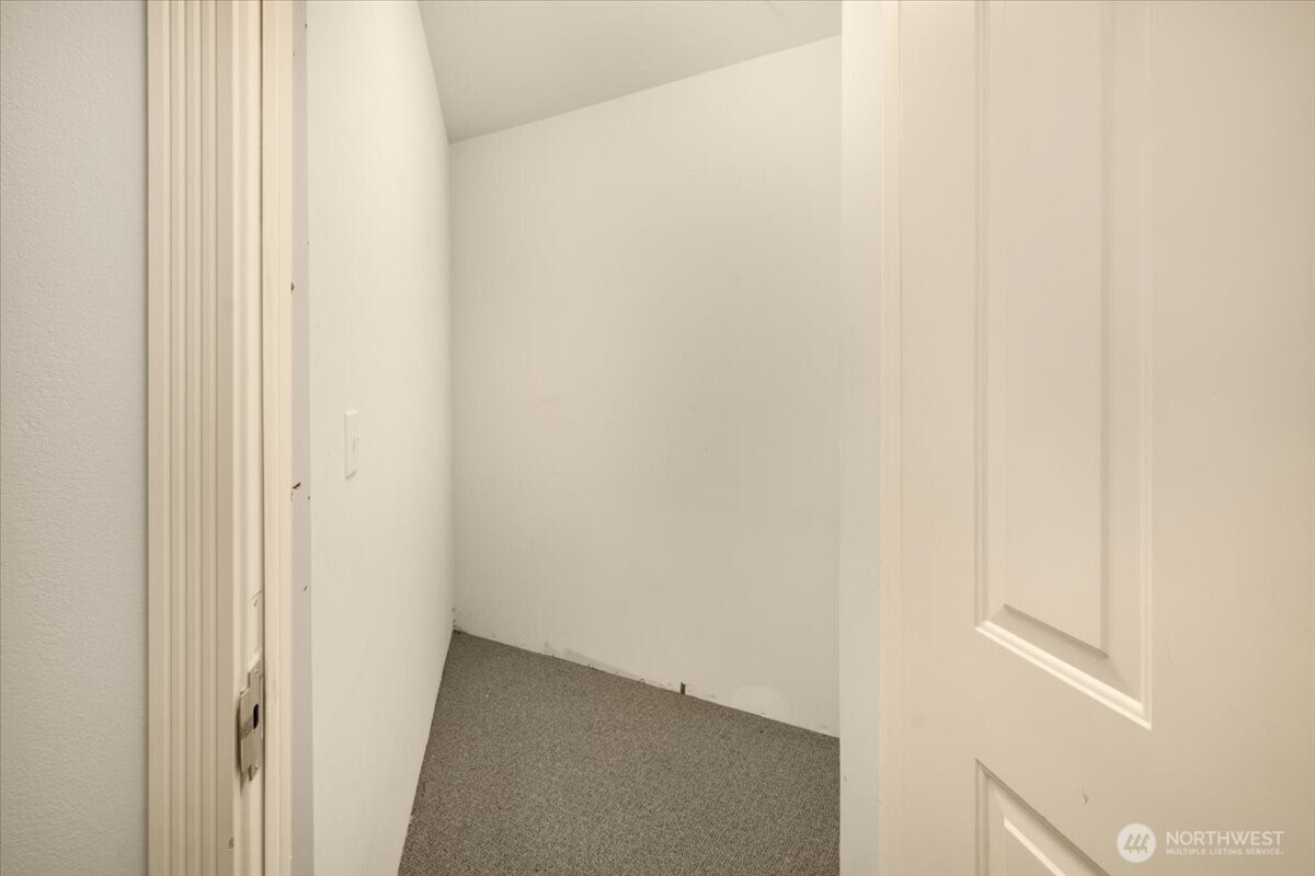 8500 Main Street #F212, Edmonds, WA 98026-6954