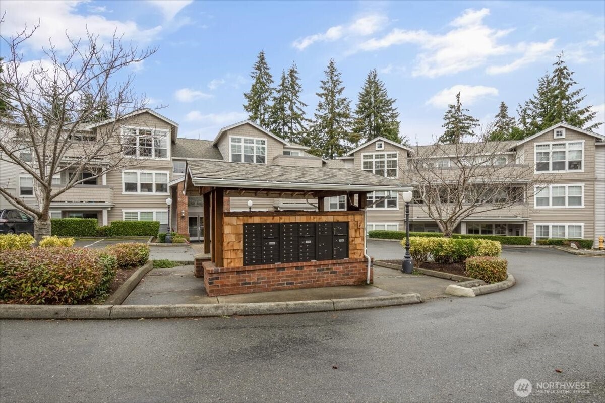 8500 Main Street #F212, Edmonds, WA 98026-6954