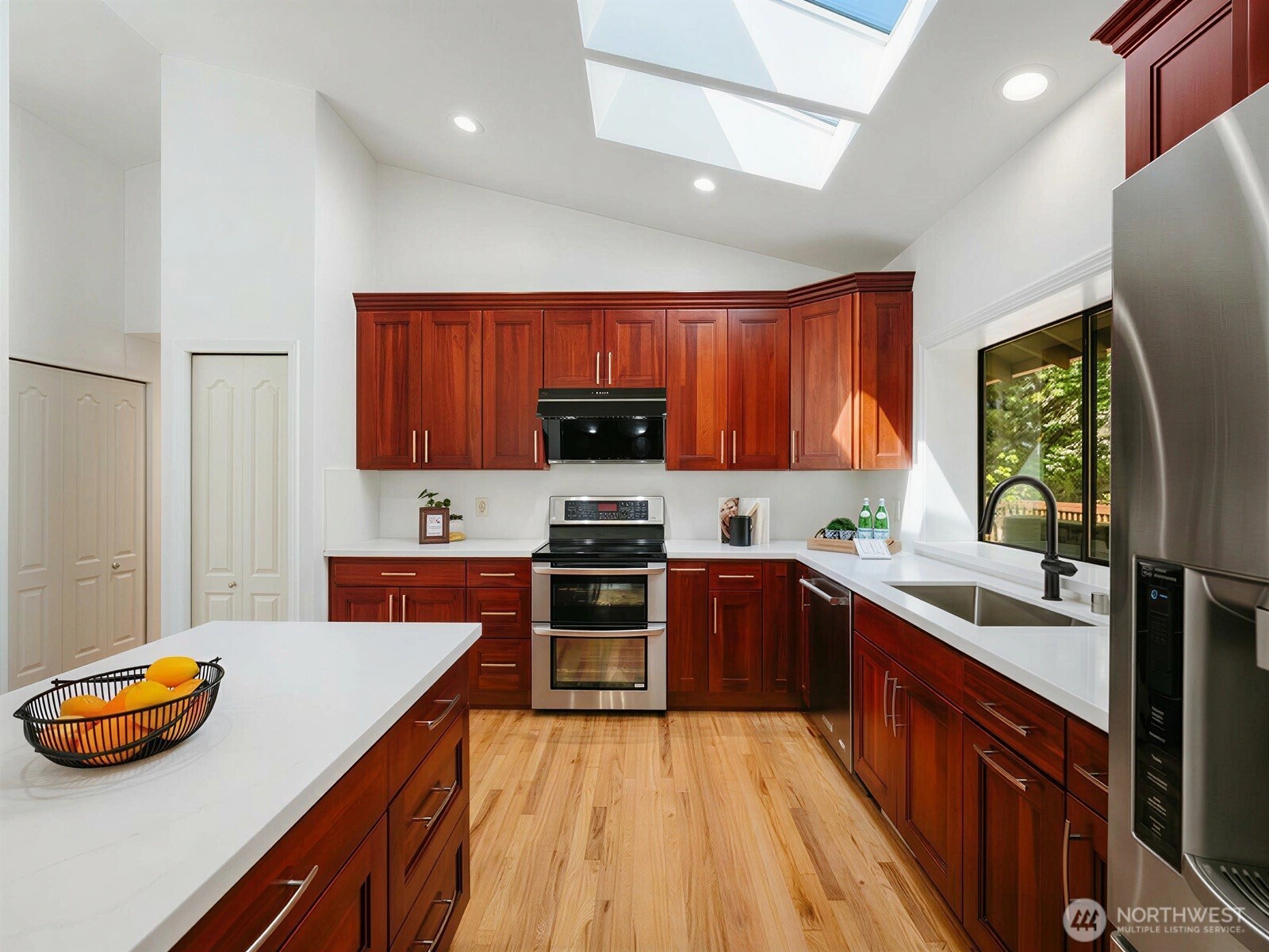 14812 SE 62nd Court , Bellevue, WA 98006