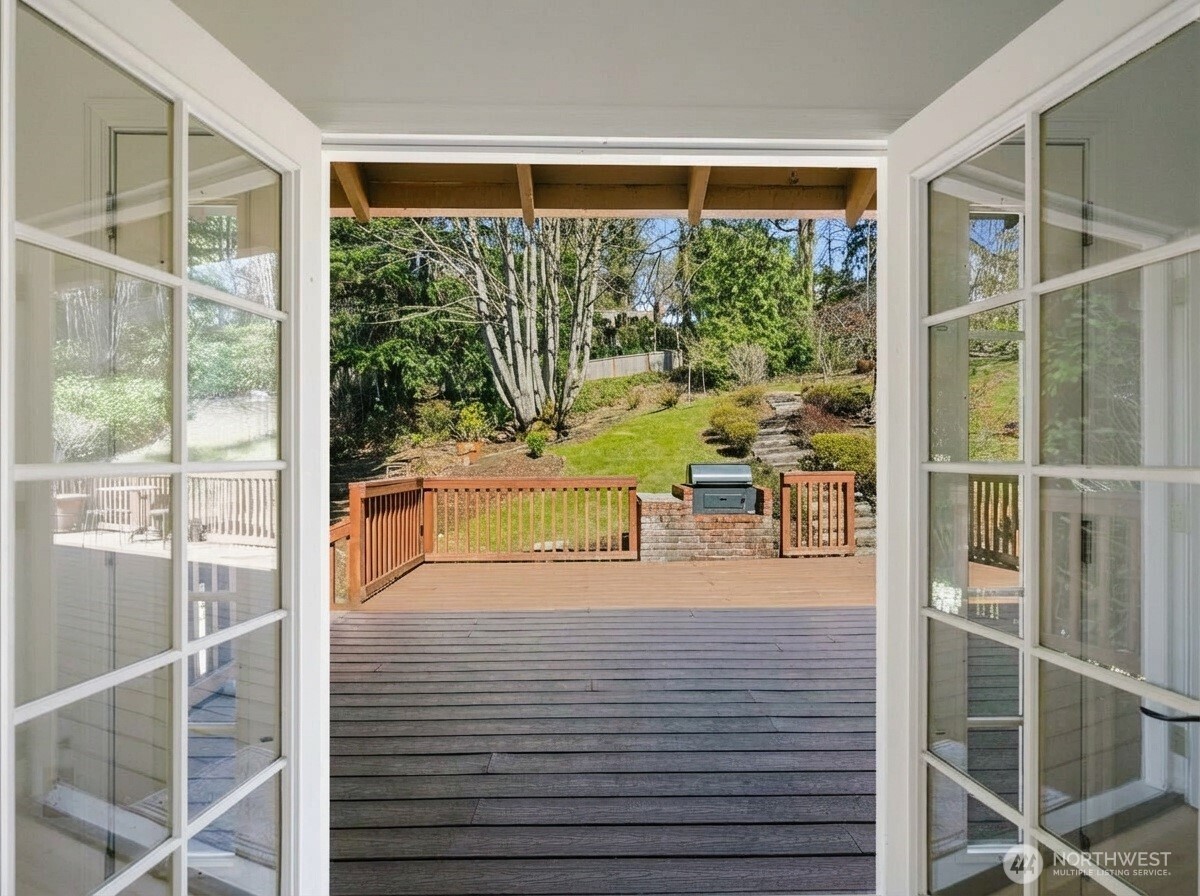 14812 SE 62nd Court , Bellevue, WA 98006