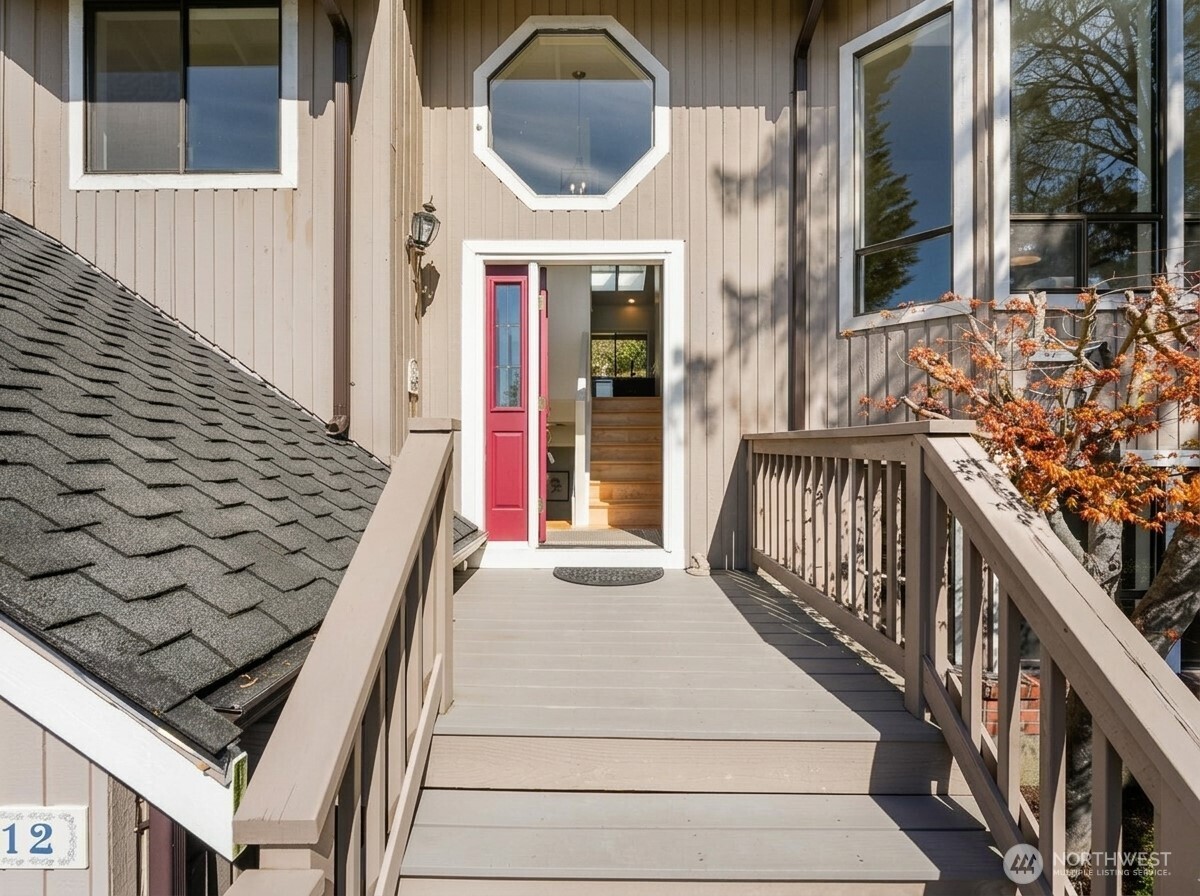 14812 SE 62nd Court , Bellevue, WA 98006