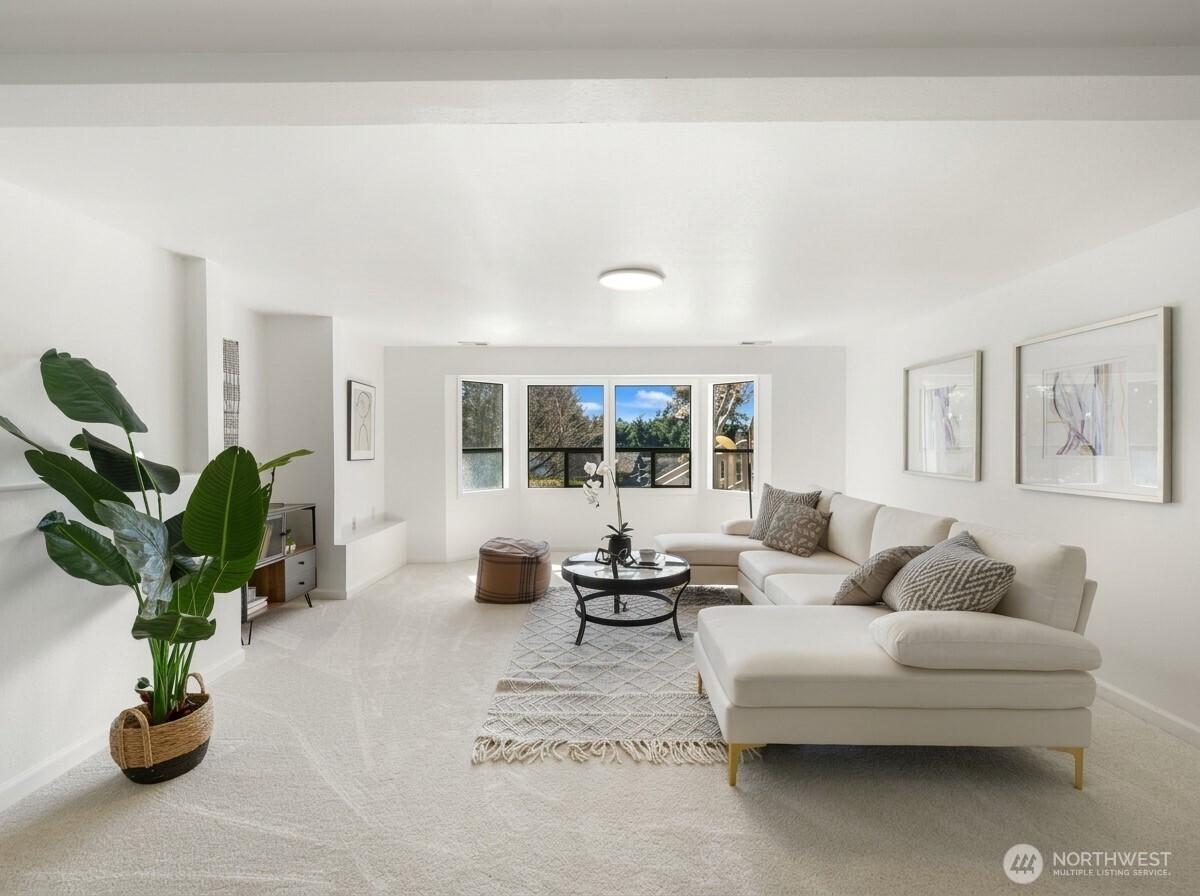 14812 SE 62nd Court , Bellevue, WA 98006