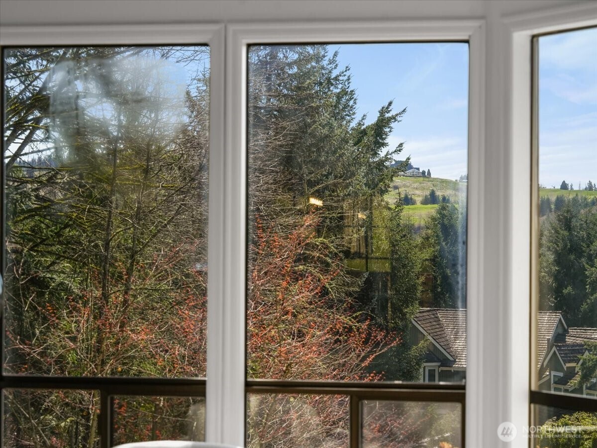 14812 SE 62nd Court , Bellevue, WA 98006