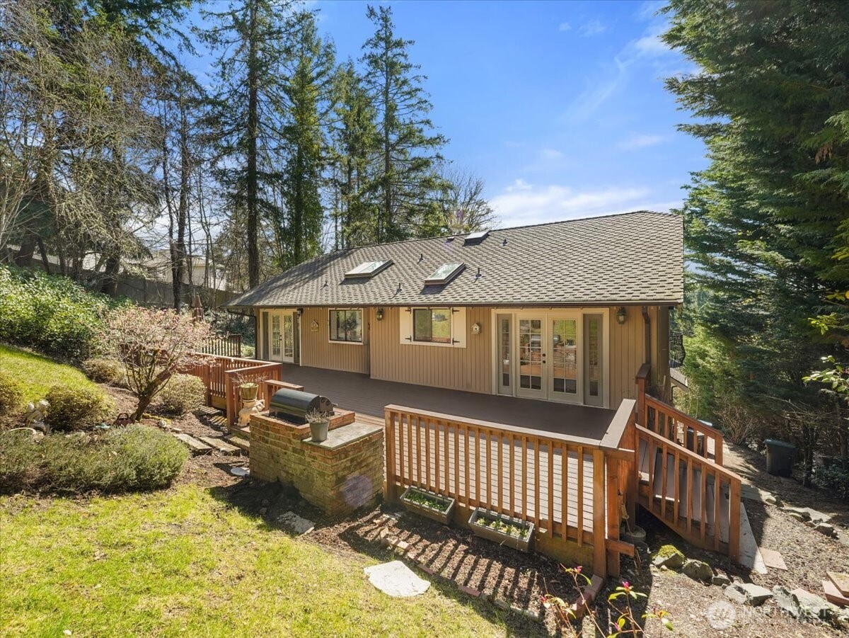 14812 SE 62nd Court , Bellevue, WA 98006