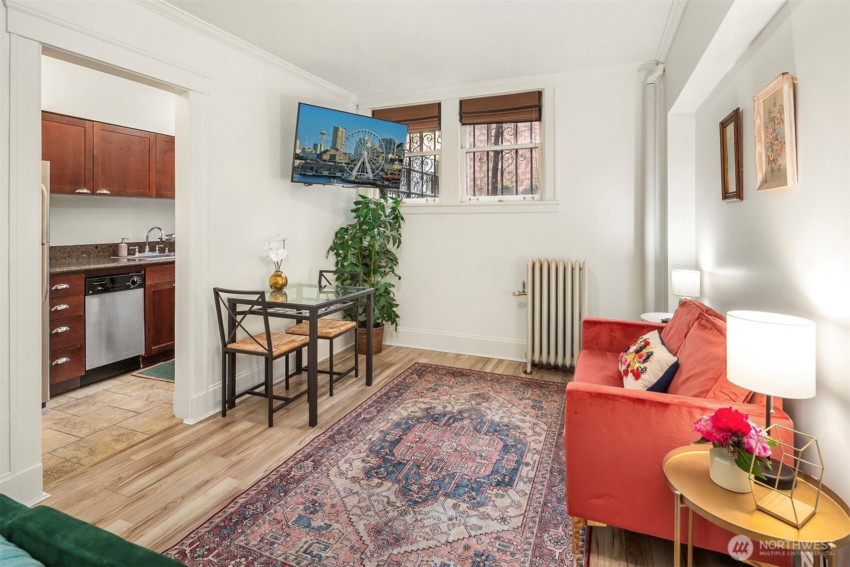 2132 5th Avenue #008, Seattle, WA 98121