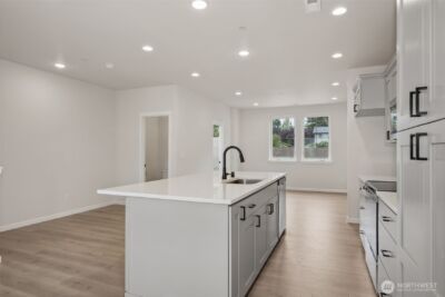 12742 121st Street Ct E #104, Puyallup, WA 98374 - Photo 8