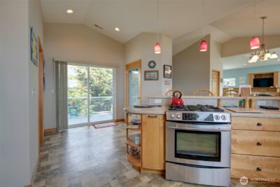 272 Sand Dune Avenue NW, Ocean Shores, WA 98569 - Photo 24