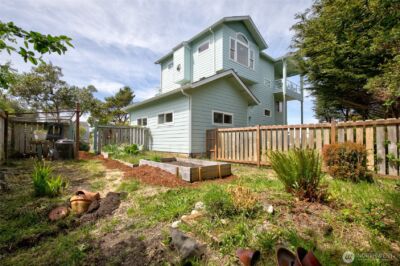 272 Sand Dune Avenue NW, Ocean Shores, WA 98569 - Photo 33