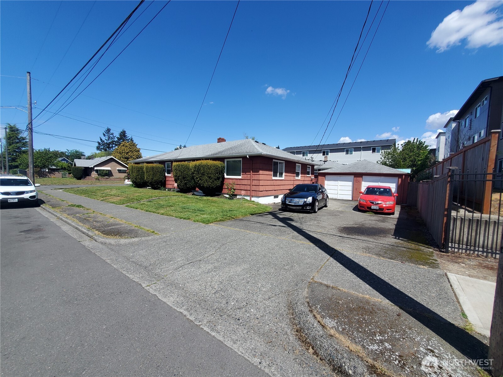 7001 7003 S D Street , Tacoma, WA 98408