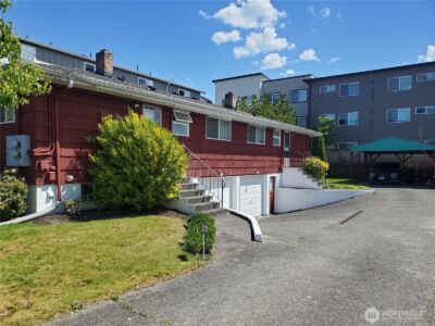 238 240 S 70th St , Tacoma, WA 98408