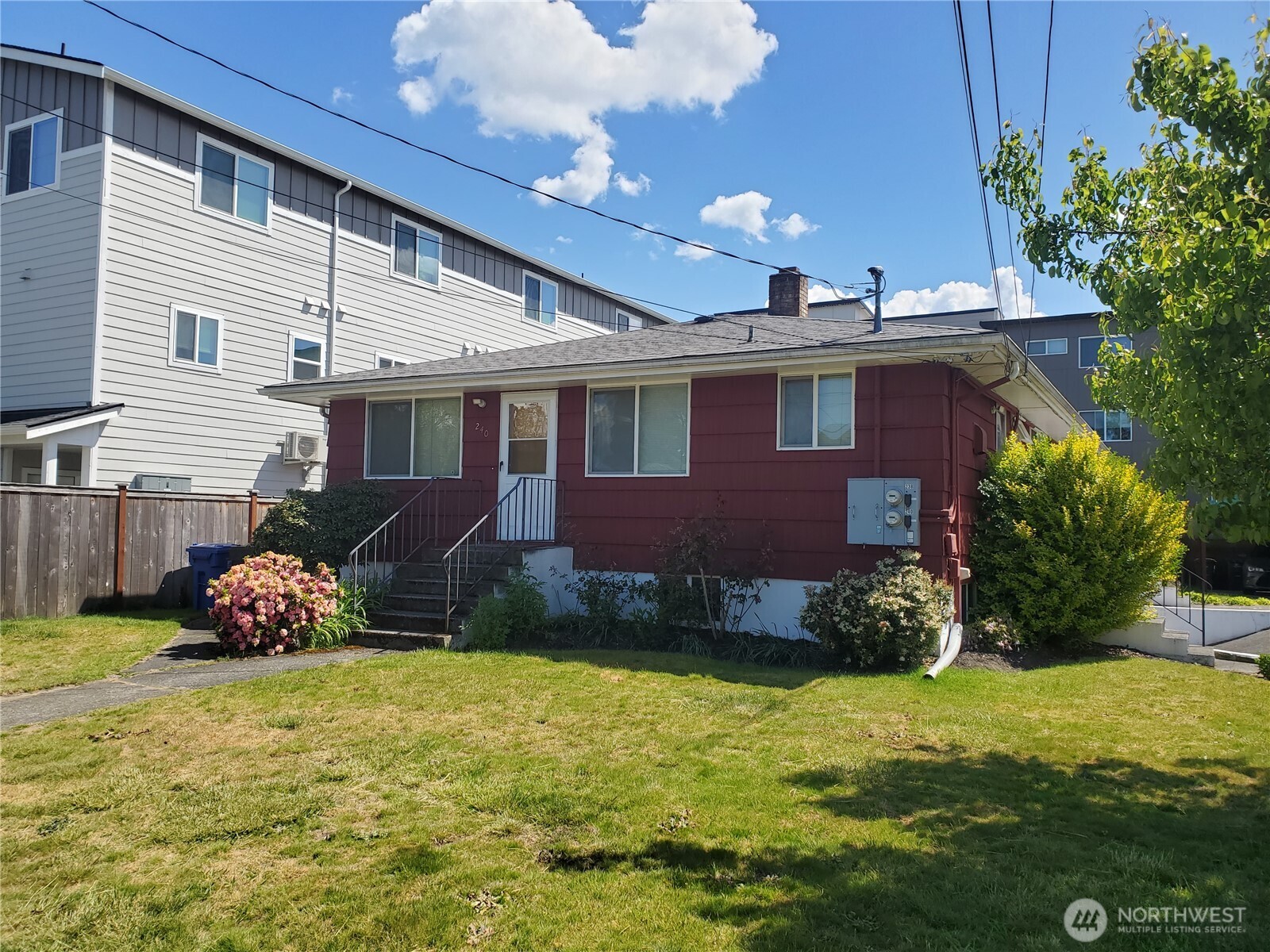 238 240 S 70th St , Tacoma, WA 98408