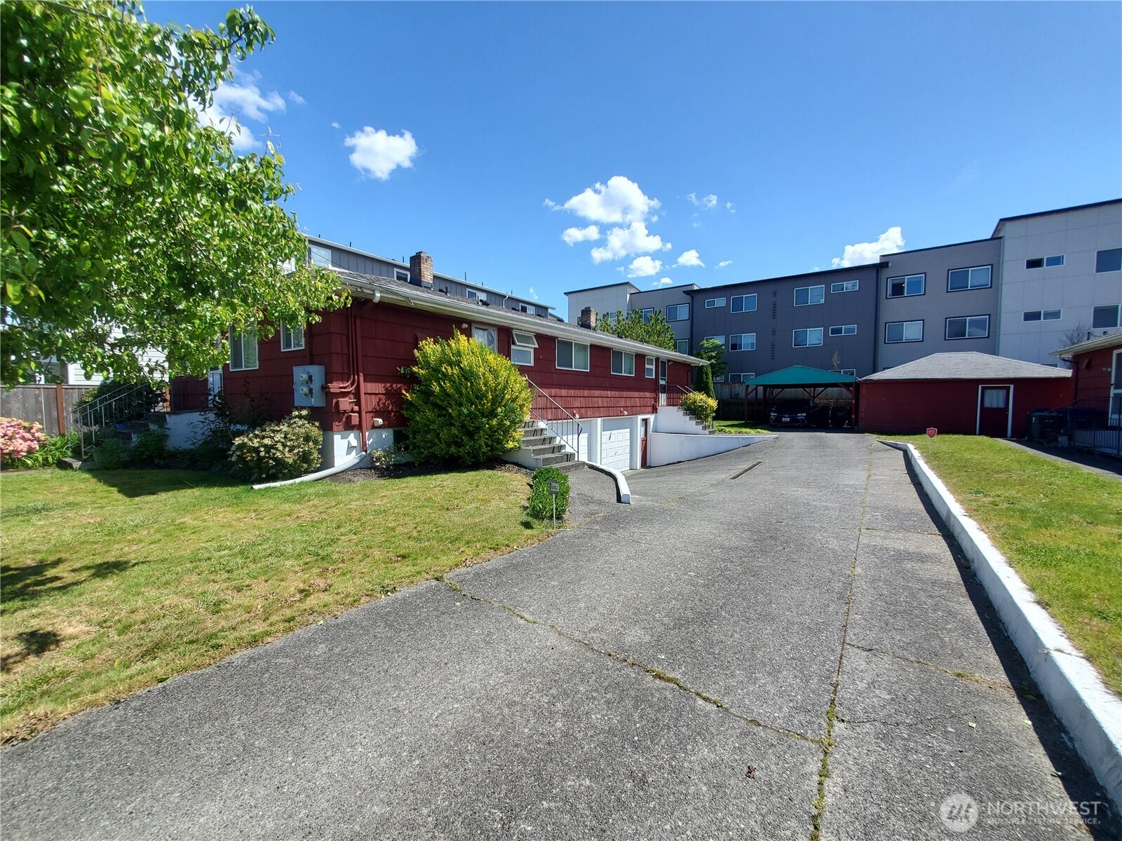 238 240 S 70th St , Tacoma, WA 98408