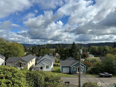 910 Barnhart Street , Raymond, WA 98577 - Photo 23