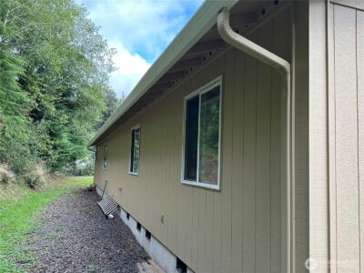 910 Barnhart Street , Raymond, WA 98577 - Photo 34