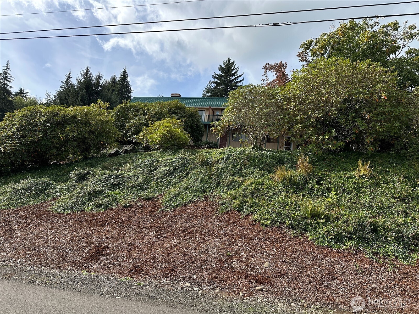 910 Barnhart Street , Raymond, WA 98577