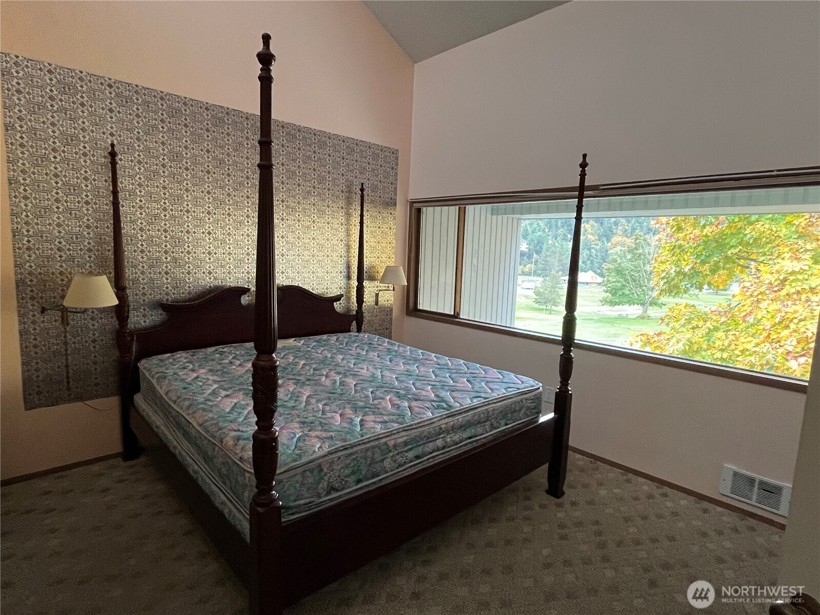 102 Shelter Bay Drive , La Conner, WA 98257