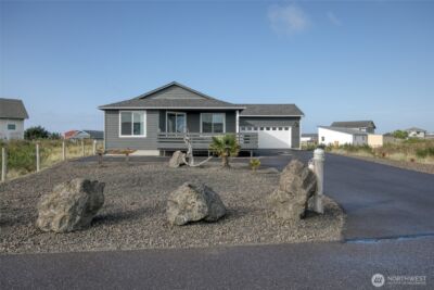 1415 Storm King Avenue SW, Ocean Shores, WA 98569