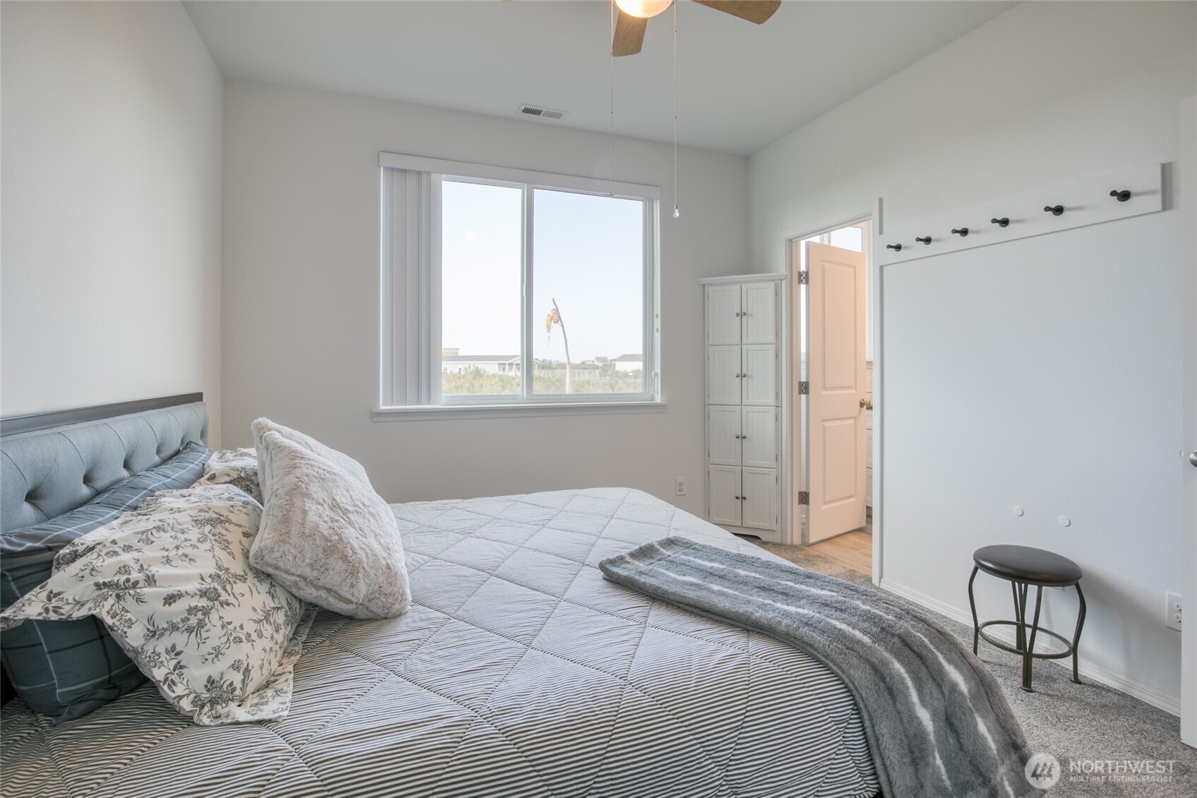 1415 Storm King Avenue SW, Ocean Shores, WA 98569