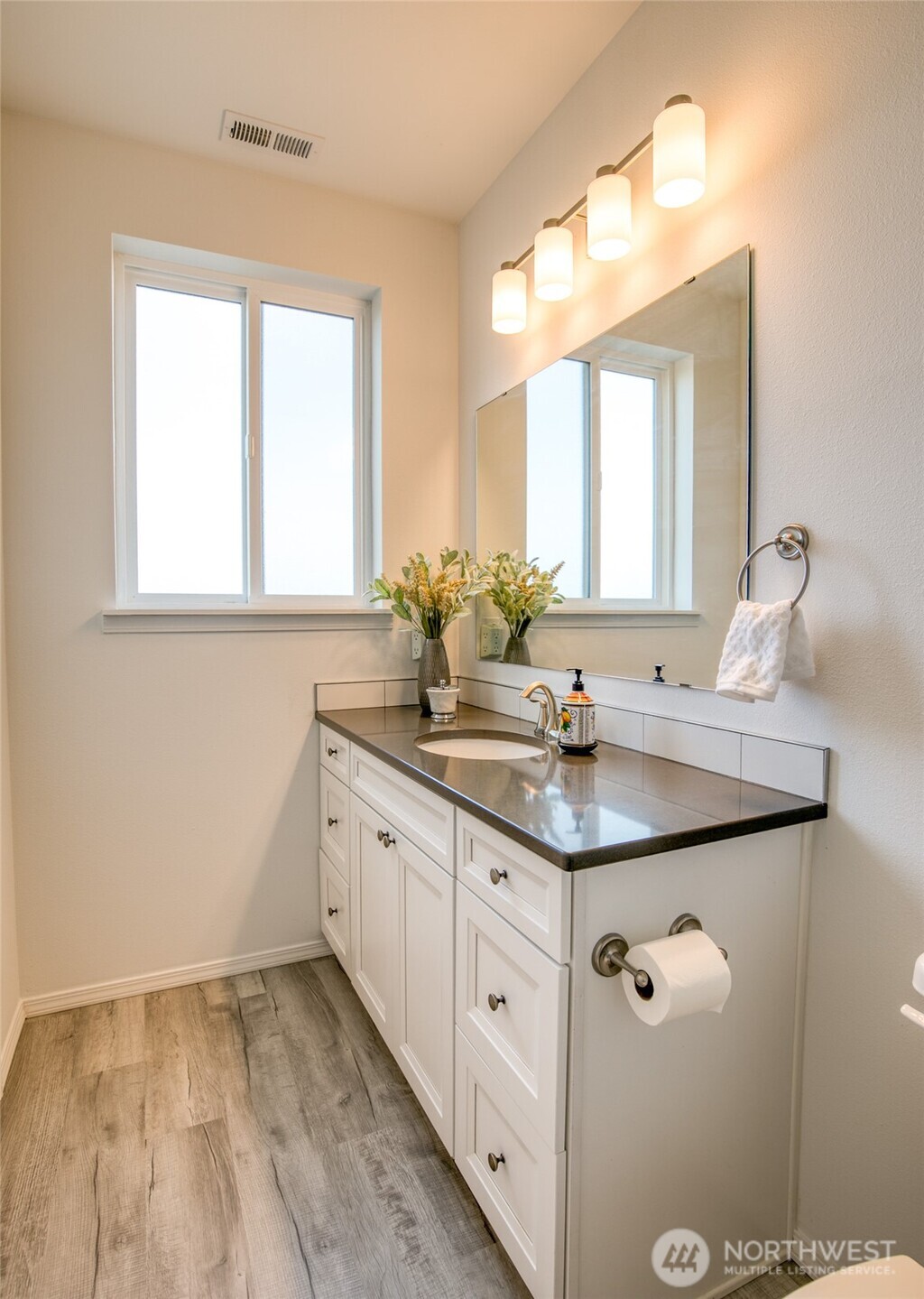 1415 Storm King Avenue SW, Ocean Shores, WA 98569