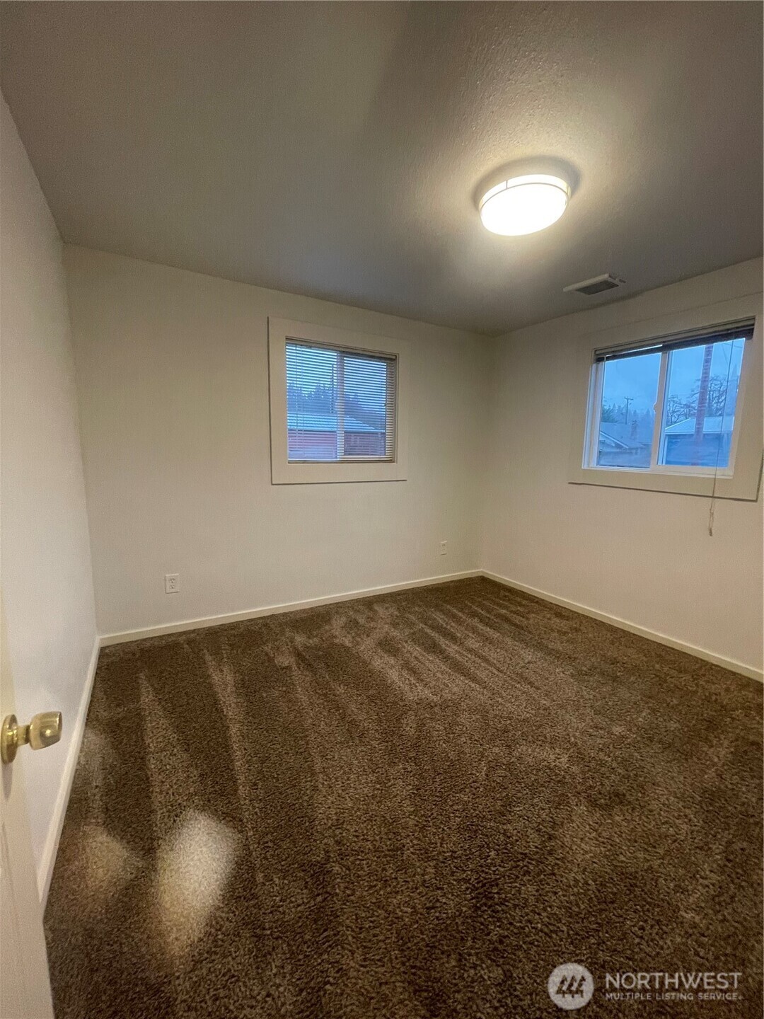 903 Howard Street , Raymond, WA 98577