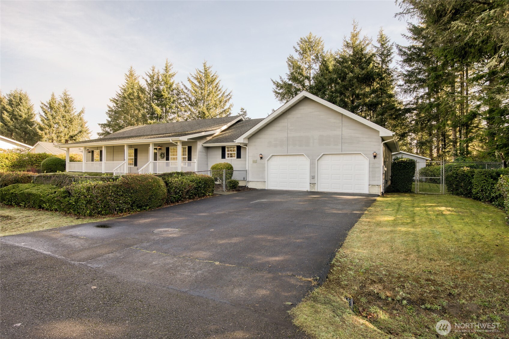 646 Woodland Loop NE, Ocean Shores, WA 98569