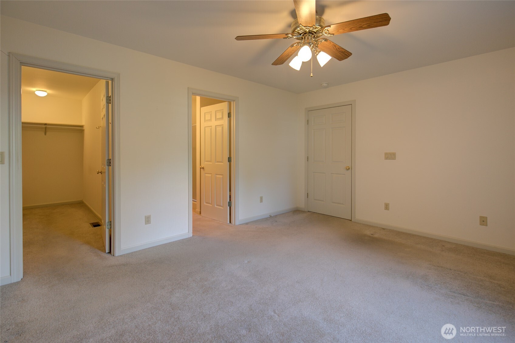 646 Woodland Loop NE, Ocean Shores, WA 98569