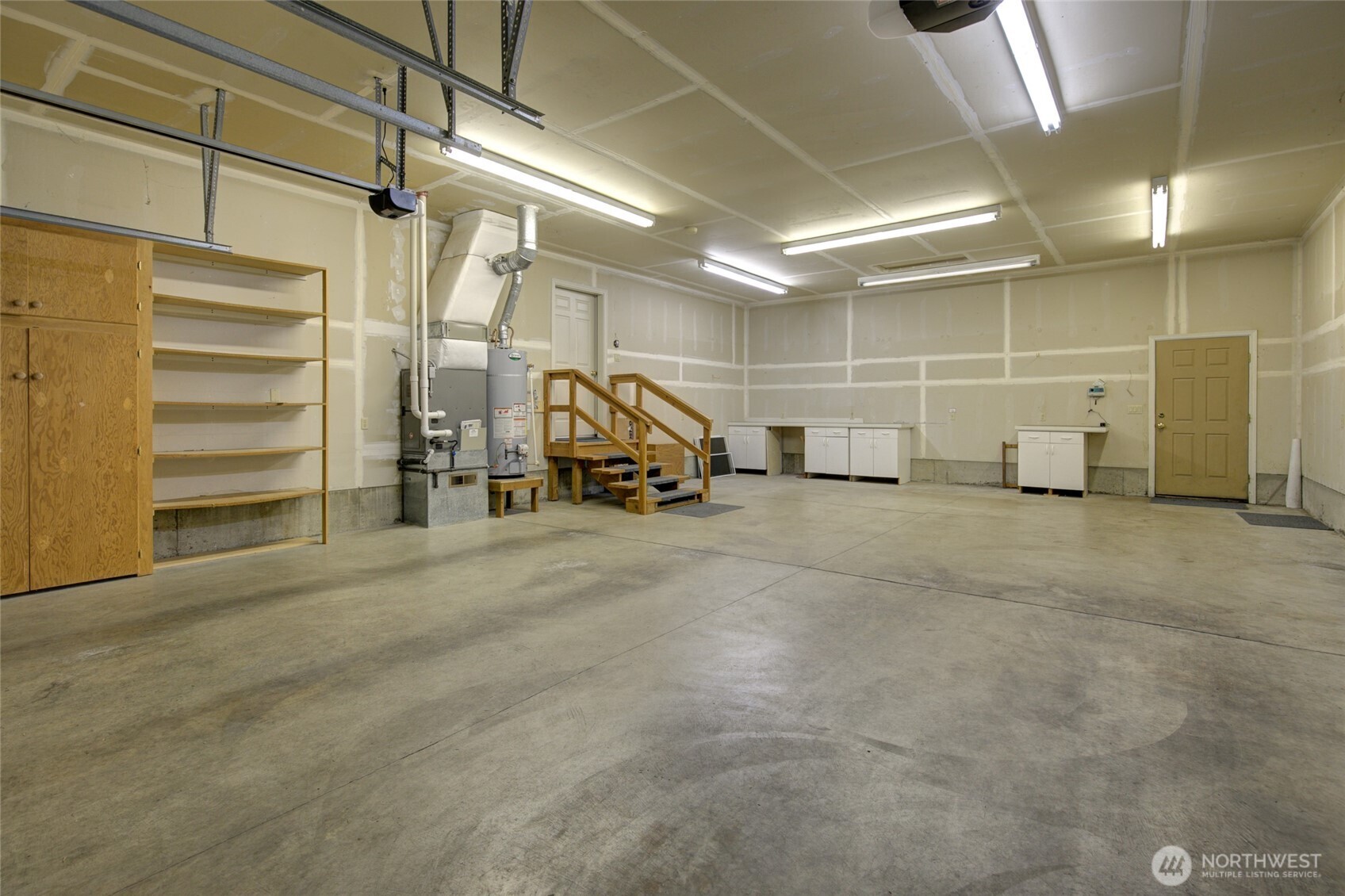 646 Woodland Loop NE, Ocean Shores, WA 98569