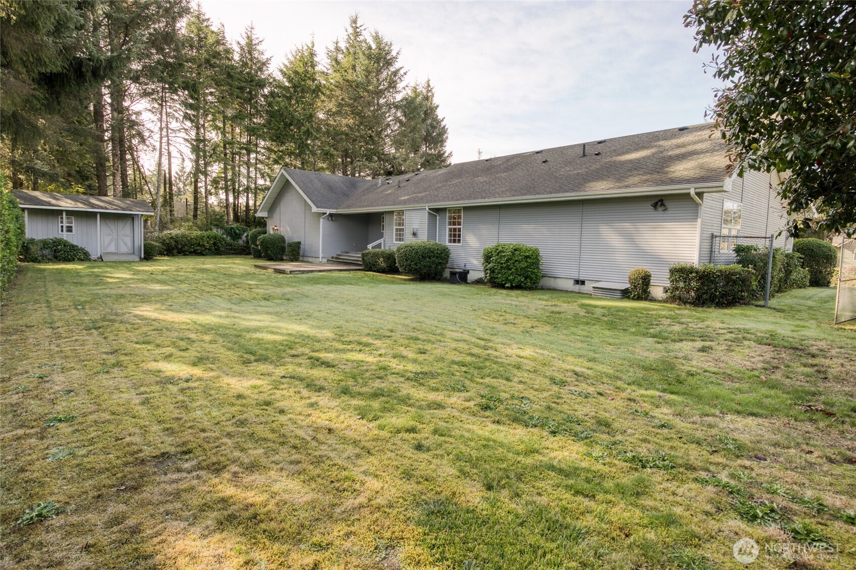 646 Woodland Loop NE, Ocean Shores, WA 98569