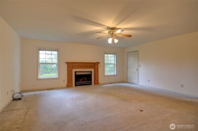 646 Woodland Loop NE, Ocean Shores, WA 98569 - Photo 4