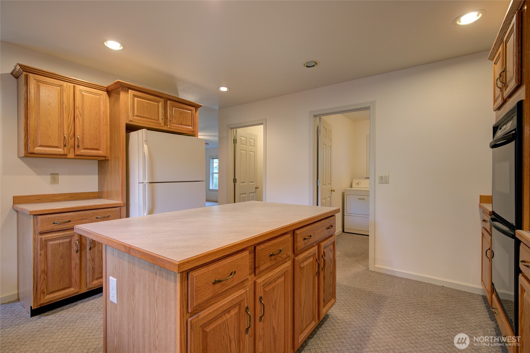 646 Woodland Loop NE, Ocean Shores, WA 98569