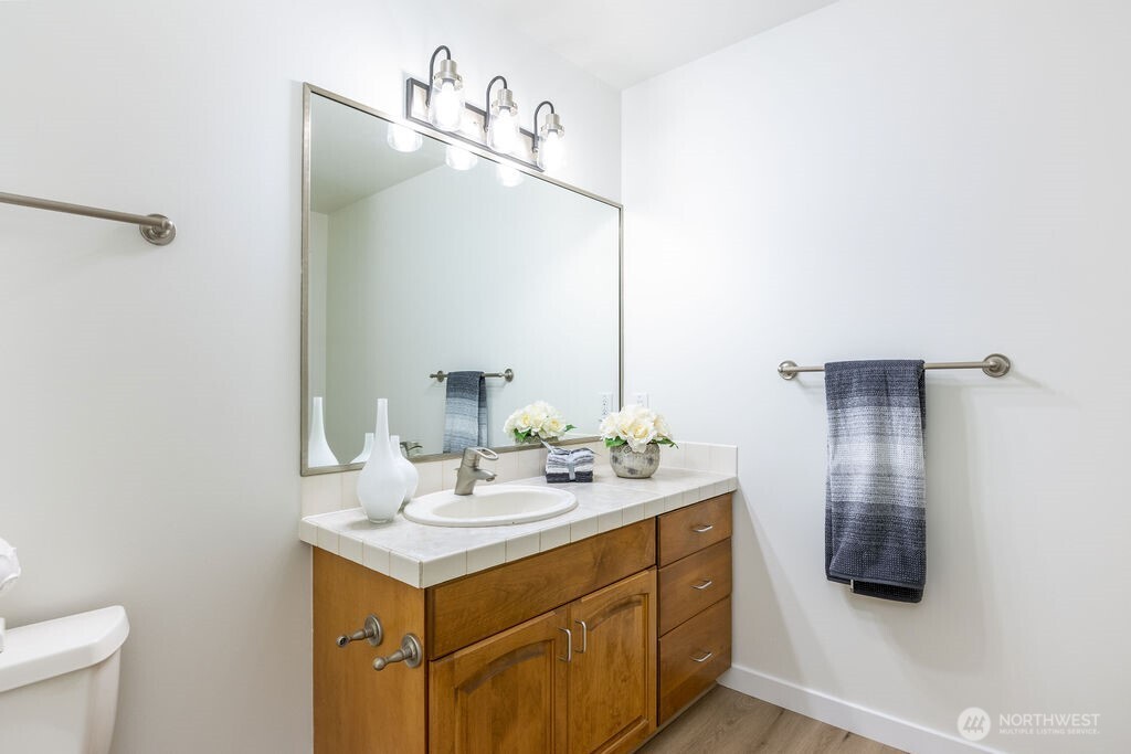 3201 Pacific Avenue #907, Tacoma, WA 98418