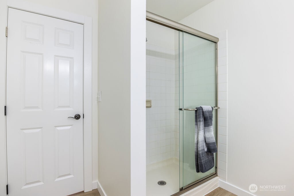 3201 Pacific Avenue #907, Tacoma, WA 98418