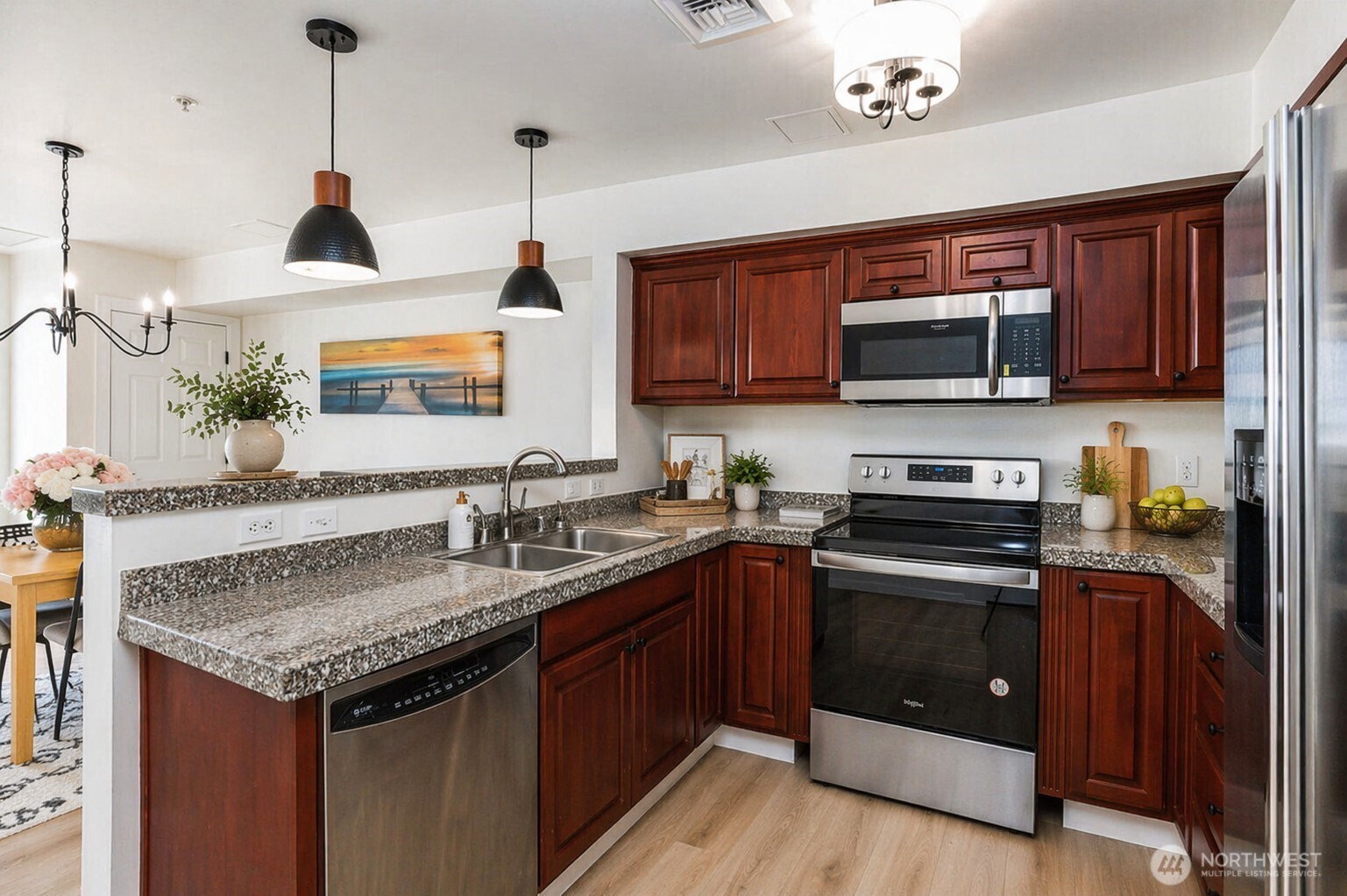 3201 Pacific Avenue #907, Tacoma, WA 98418