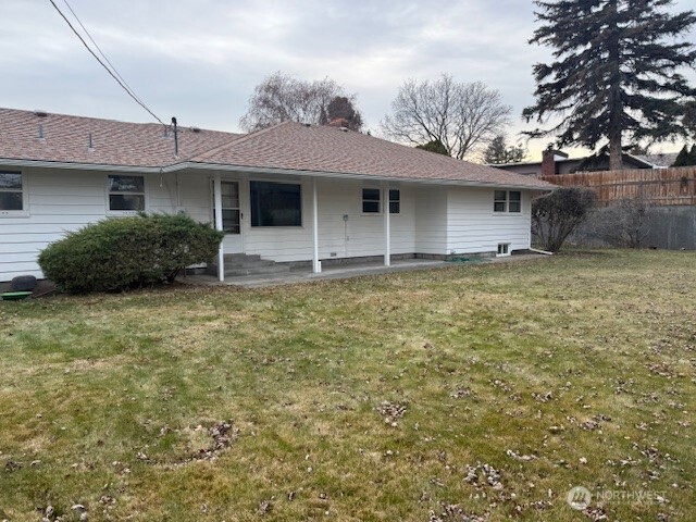 324 Mocliff Road , Ephrata, WA 98823