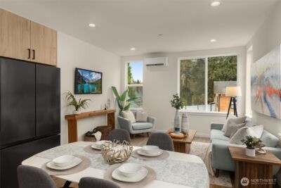 10306 E Midvale Avenue N, Seattle, WA 98133