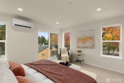 10306 E Midvale Avenue N, Seattle, WA 98133 - Photo 19