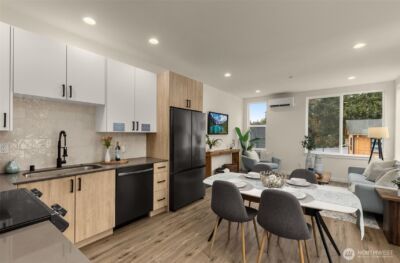 10306 E Midvale Avenue N, Seattle, WA 98133 - Photo 8