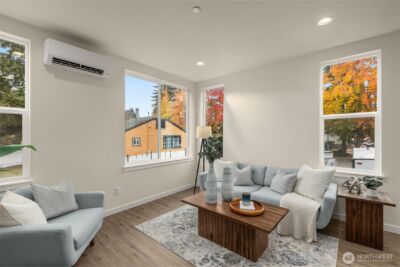 10306 E Midvale Avenue N, Seattle, WA 98133 - Photo 10