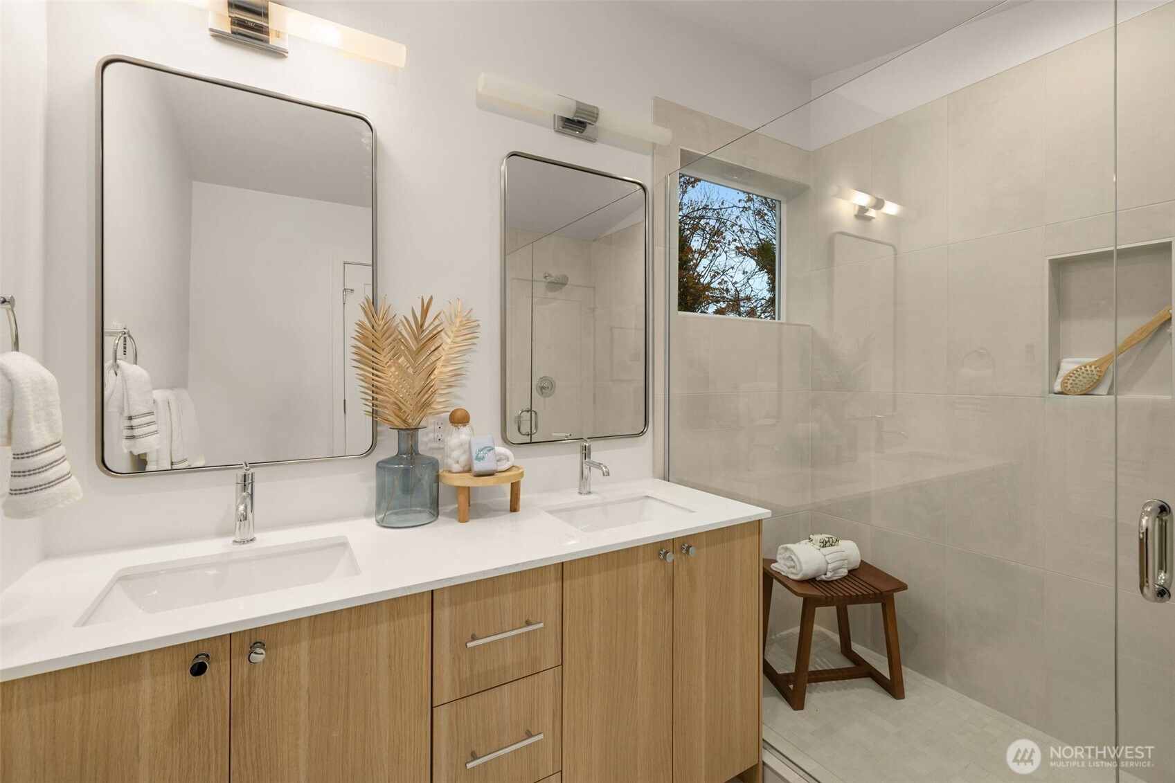 4411 21st Avenue SW, Seattle, WA 98106